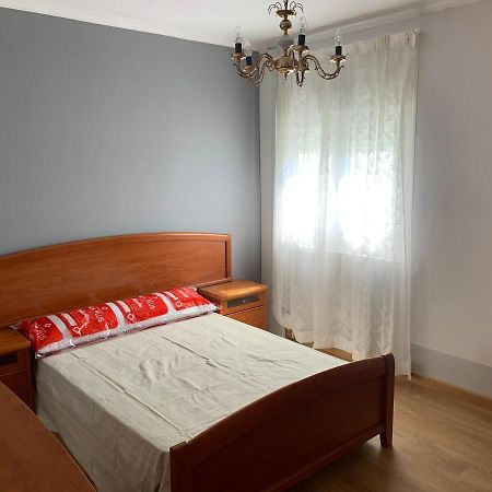 Apt Sueiras Burela Bagian luar foto